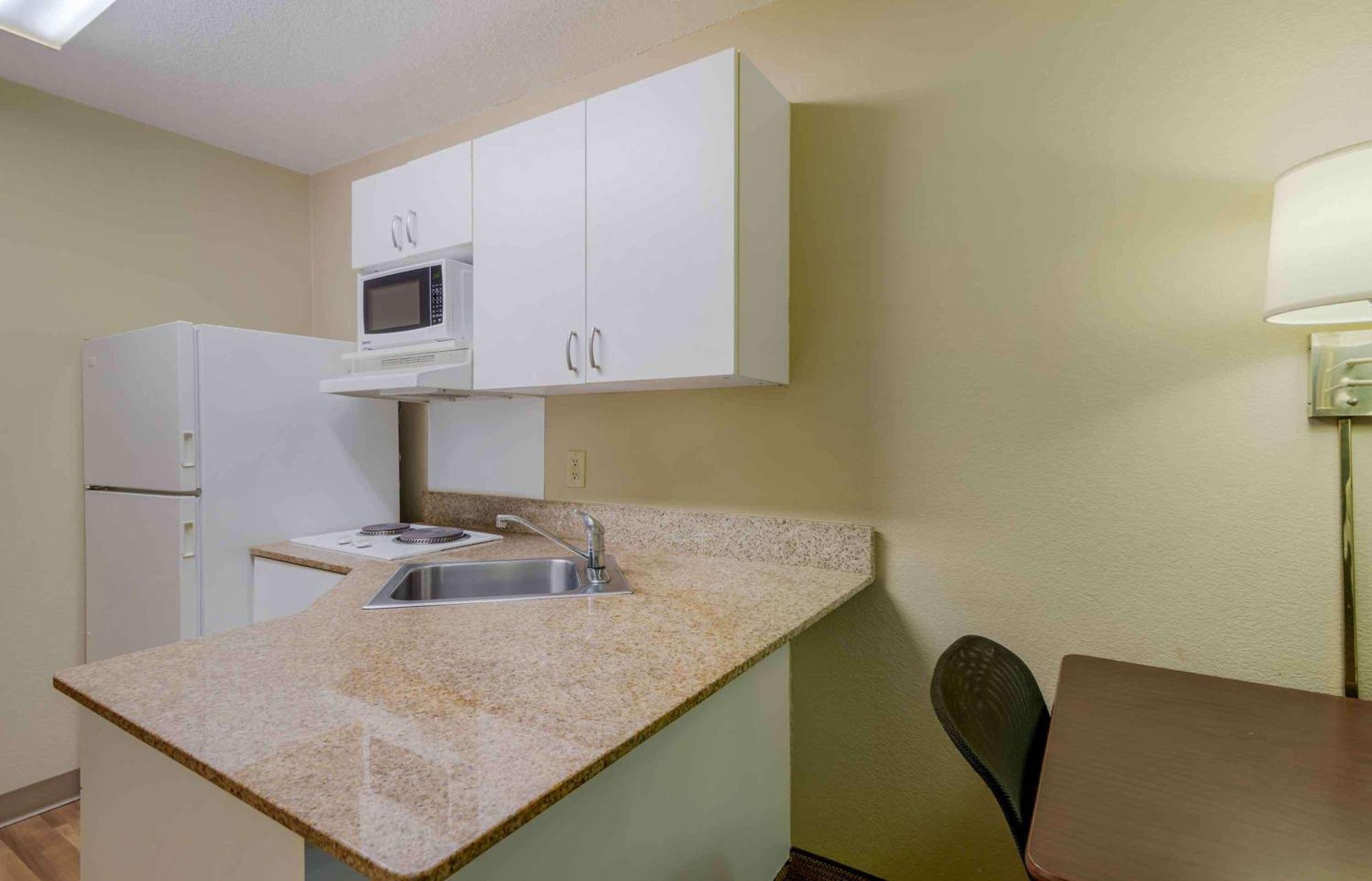 Extended Stay America Select Suites - Atlanta - Alpharetta - Rock Mill Rd מראה חיצוני תמונה