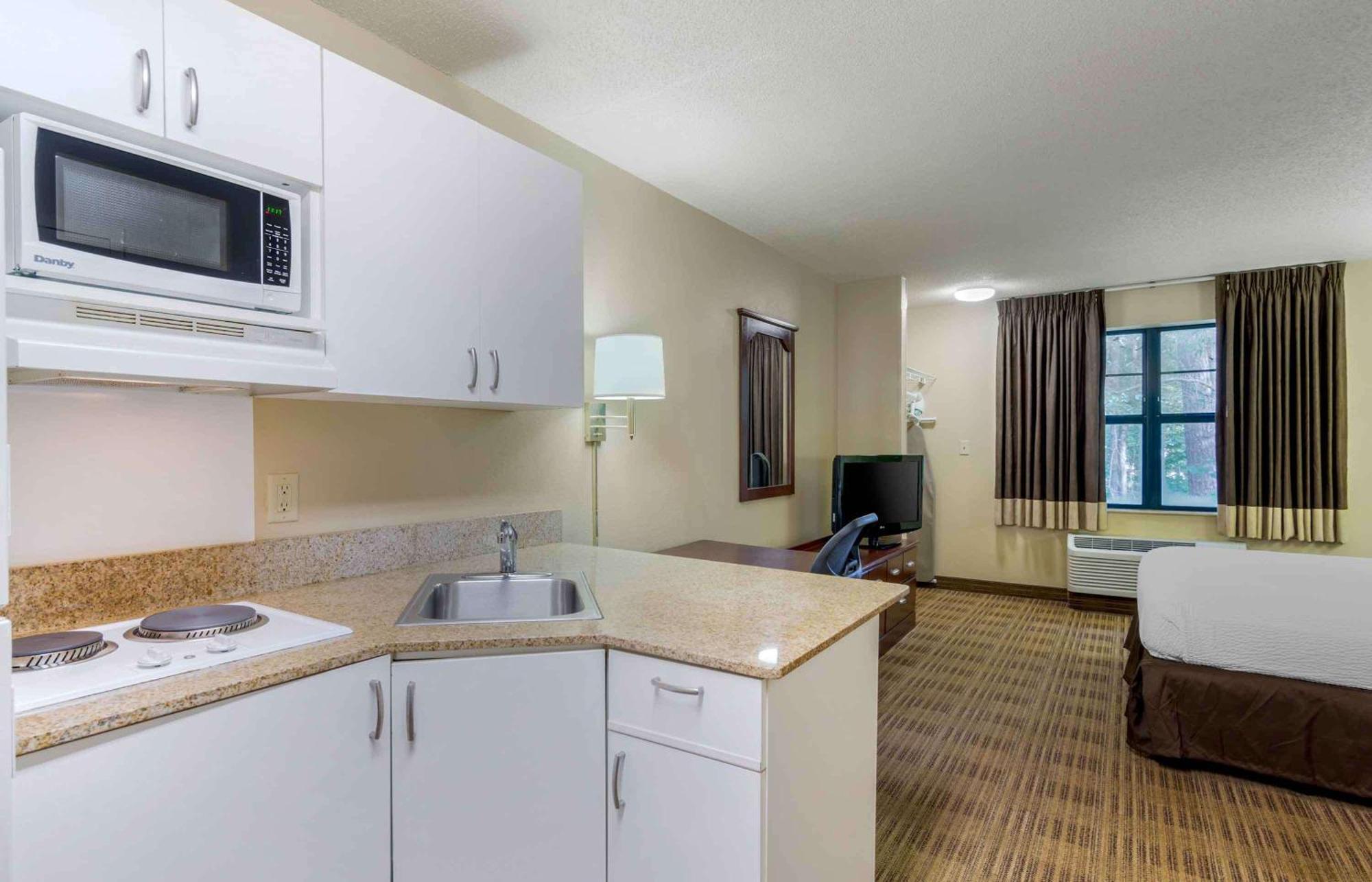 Extended Stay America Select Suites - Atlanta - Alpharetta - Rock Mill Rd מראה חיצוני תמונה